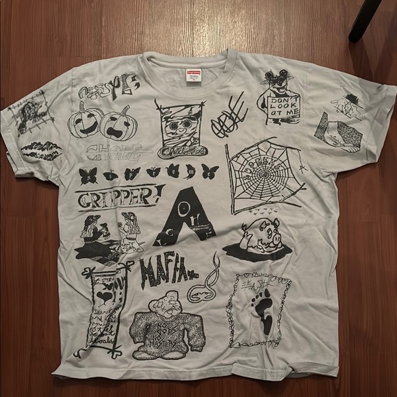 Supreme White Graphic Tee - Picture 1 of 4